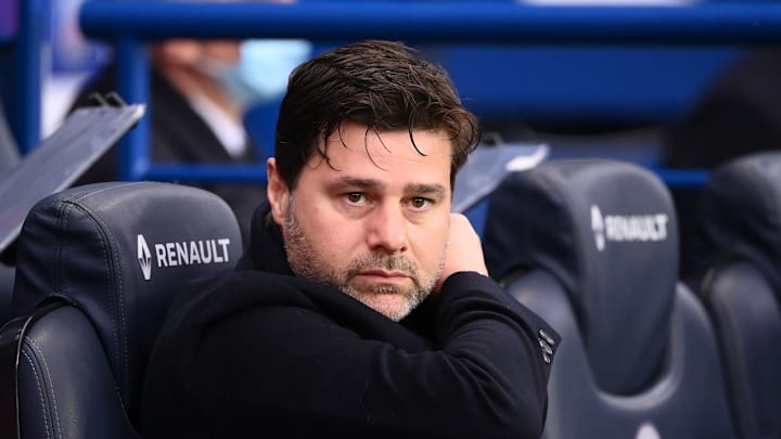 Mauricio Pochettino sur le banc du Paris Saint-Germain.