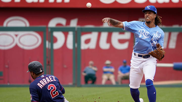 Adalberto Mondesí llega a los Medias Rojas para sustituir a Xander Bogaerts, según el manager Alex Cora