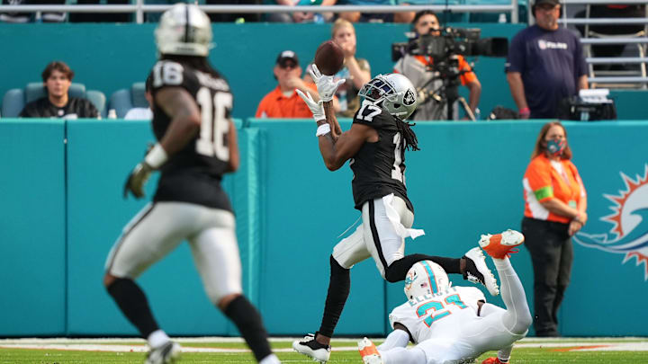 Nov 19, 2023; Miami Gardens, Florida, USA; Las Vegas Raiders wide receiver Davante Adams (17) Nov 19, 2023; Miami Gardens, Florida, USA; Las Vegas Raiders wide receiver Davante Adams (17)