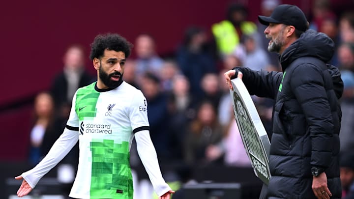 Mohamed Salah y Jurgen Klopp discutieron públicamente 