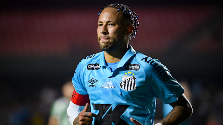 Neymar vem de boa sequência no Santos 