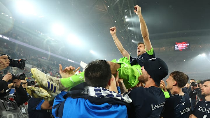 Der VfL Bochum feiert den Klassenerhalt