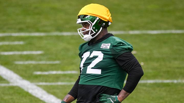 Jun 10, 2026; Florham Park, NY, USA; New York Jets offensive lineman Anez Cooper (72) participates in a drill during minicamp at Atlantic Health Jets Training Center. Mandatory Credit: John Jones-Imagn Images