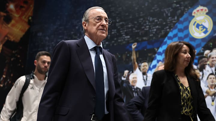 Florentino Pérez, presidente do Real Madrid, e UEFA entraram em rota de colisão nos últimos anos Florentino Pérez, presidente do Real Madrid, e UEFA entraram em rota de colisão nos últimos anos