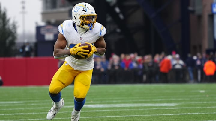 Los Angeles Chargers running back J.K. Dobbins makes a catch against the New England Patriots.