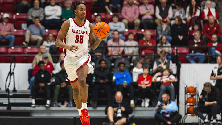 Dec 22, 2024; Tuscaloosa, Alabama, USA; Alabama Crimson Tide forward Derrion Reid (35) drives the ball down the court against the Kent State Golden Flashes during the second half at Coleman Coliseum. Mandatory Credit: Will McLelland-Imagn Images Dec 22, 2024; Tuscaloosa, Alabama, USA; Alabama Crimson Tide forward Derrion Reid (35) drives the ball down the court against the Kent State Golden Flashes during the second half at Coleman Coliseum. Mandatory Credit: Will McLelland-Imagn Images