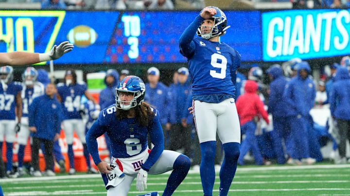 October 29, 2023; East Rutherford, NJ, USA; New York Giants place kicker Graham Gano (9) and punter/holder Jamie Gillan. October 29, 2023; East Rutherford, NJ, USA; New York Giants place kicker Graham Gano (9) and punter/holder Jamie Gillan.