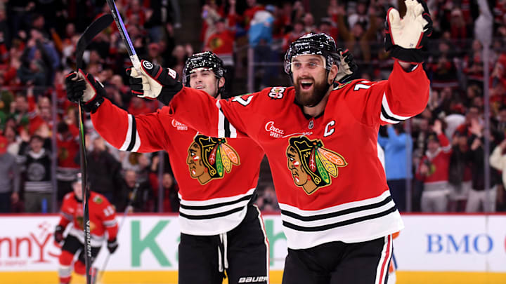 New York Islanders v Chicago Blackhawks