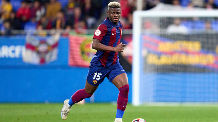 FC Barcelona Atletic v CD Arenteiro - Primera RFEF