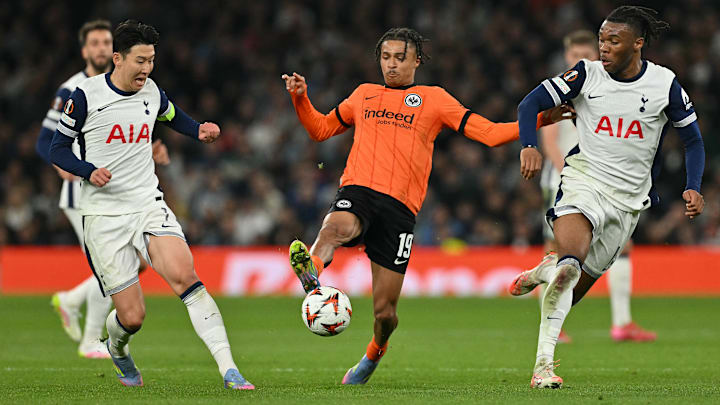 Eintracht Frankfurt e Tottenham decidem vaga às semifinais nesta quinta-feira (17) Eintracht Frankfurt e Tottenham decidem vaga às semifinais nesta quinta-feira (17)