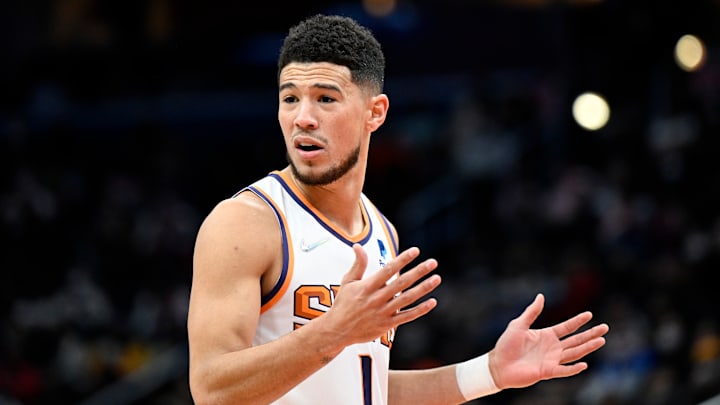 Booker terminó con 38 puntos en la victoria de los Suns