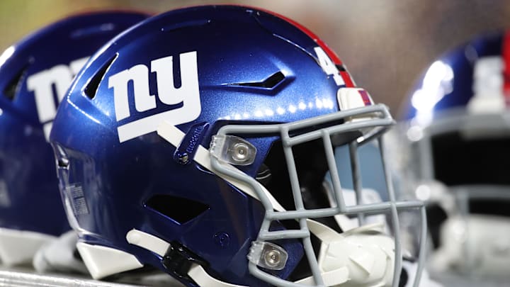 New York Giants helmets 