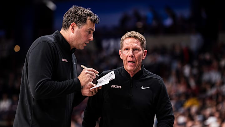 Gonzaga Bulldogs assistant coach Brian Michaelson (left) and head coach Mark Few (right).