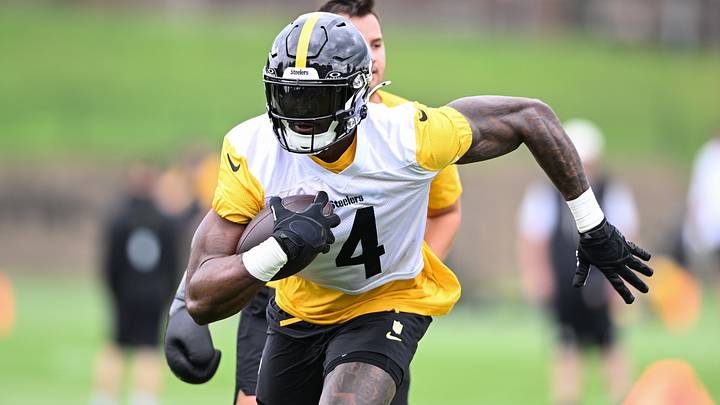Jul 29, 2026; Latrobe, PA, USA; Pittsburgh Steelers wide receiver DK Metcalf (4) runs during a practice session at Saint Vincent College. Mandatory Credit: Barry Reeger-Imagn Images Jul 29, 2026; Latrobe, PA, USA; Pittsburgh Steelers wide receiver DK Metcalf (4) runs during a practice session at Saint Vincent College. Mandatory Credit: Barry Reeger-Imagn Images