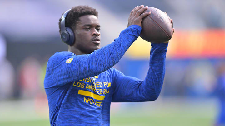 Los Angeles Rams cornerback Roger McCreary (25) warms up during pregame of a game against the New Orleans Saints at SoFi Stadium.