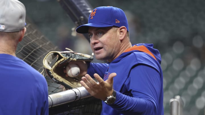 Mar 29, 2025; Houston, Texas, USA; New York Mets manager Carlos Mendoza talks before the game against the Houston Astros at Daikin Park. Mandatory Credit: Troy Taormina-Imagn Images Mar 29, 2025; Houston, Texas, USA; New York Mets manager Carlos Mendoza talks before the game against the Houston Astros at Daikin Park. Mandatory Credit: Troy Taormina-Imagn Images