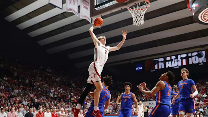 Alabama Forward Grant Nelson (2) dunks the ball during the game against Florida at Coleman Coliseum in Tuscaloosa, AL on Wednesday, Feb 21, 2024. Alabama Forward Grant Nelson (2) dunks the ball during the game against Florida at Coleman Coliseum in Tuscaloosa, AL on Wednesday, Feb 21, 2024.