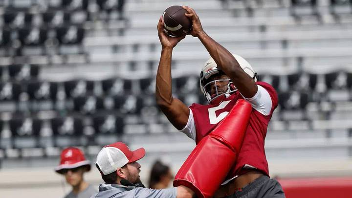 8/23/26 MFB Fall Camp Practice 15 Alabama Wide Receiver Noah Rogers (5) Photo by Kent Gidley 8/23/26 MFB Fall Camp Practice 15 Alabama Wide Receiver Noah Rogers (5) Photo by Kent Gidley