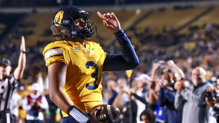 Cal quarterback Jaron-Keawe Sagapolutele Cal quarterback Jaron-Keawe Sagapolutele