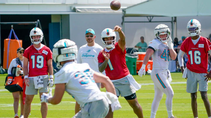 QB Tua Tagovailoa throws a pass during a 2023 training camp practice at the Baptist Health Training Complex. QB Tua Tagovailoa throws a pass during a 2023 training camp practice at the Baptist Health Training Complex.