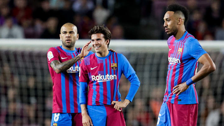 Dani Alves, Riqui Puig y Aubameyang