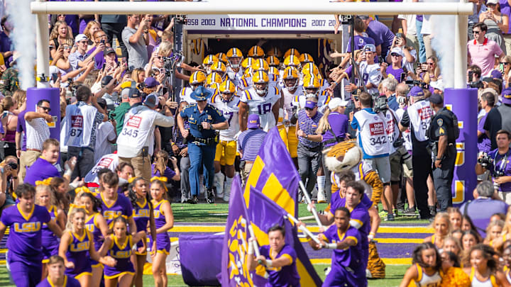 The Tigers take the field as the LSU Tigers take on the Ole Miss Rebels at Tiger Stadium in Baton Rouge, Louisiana, USA.Saturday October 22, 2022

Lsu Vs Ole Miss Football V1 7751