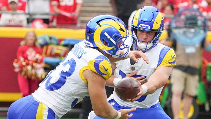 Aug 15, 2026; Kansas City, Missouri, USA; Los Angeles Rams quarterback Ty Simpson (15) hands off to running back Dean Connors (33) against the Kansas City Chiefs during the second half of the pre season game at Arrowhead Stadium. Mandatory Credit: Denny Medley-Imagn Images Aug 15, 2026; Kansas City, Missouri, USA; Los Angeles Rams quarterback Ty Simpson (15) hands off to running back Dean Connors (33) against the Kansas City Chiefs during the second half of the pre season game at Arrowhead Stadium. Mandatory Credit: Denny Medley-Imagn Images
