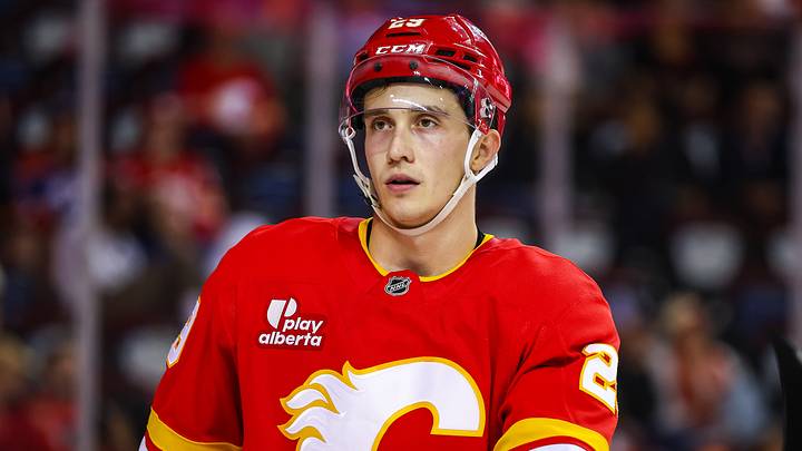 Samuel Honzek of the Calgary Flames