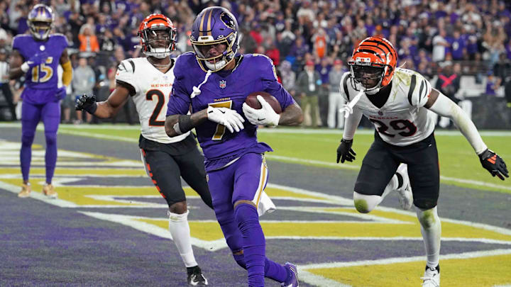 Baltimore Ravens wide receiver Rashod Bateman scores a touchdown against the Cincinnati Bengals.