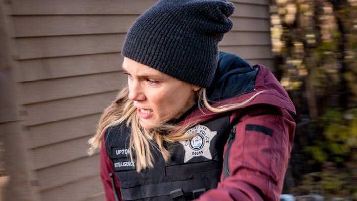 CHICAGO P.D. -- "In Your Care" Episode 805 -- Pictured: Tracy Spiridakos as Hailey Upton -- (Photo by: Matt Dinerstein/NBC)