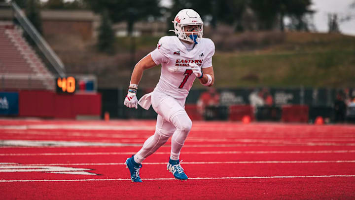 Eastern Washington wide receiver Efton Chism III