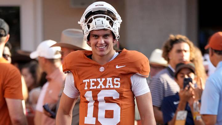 Texas Longhorns quarterback Arch Manning Texas Longhorns quarterback Arch Manning