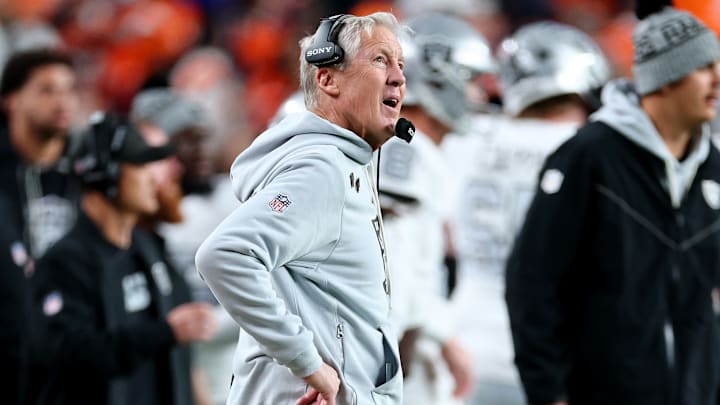 Las Vegas Raiders v Denver Broncos Las Vegas Raiders v Denver Broncos