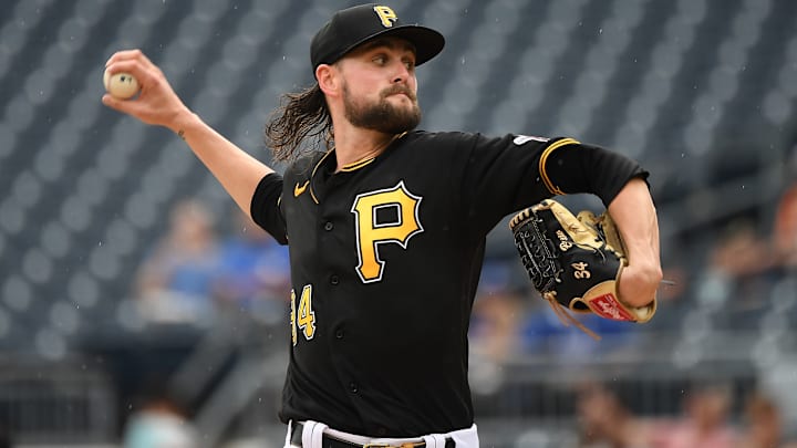 Toronto Blue Jays v Pittsburgh Pirates