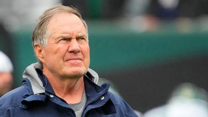 Sep 24, 2023; East Rutherford, New Jersey, USA; New England Patriots head coach Bill Belichick pre game against ther Jets at MetLife Stadium. Mandatory Credit: Robert Deutsch-Imagn Images