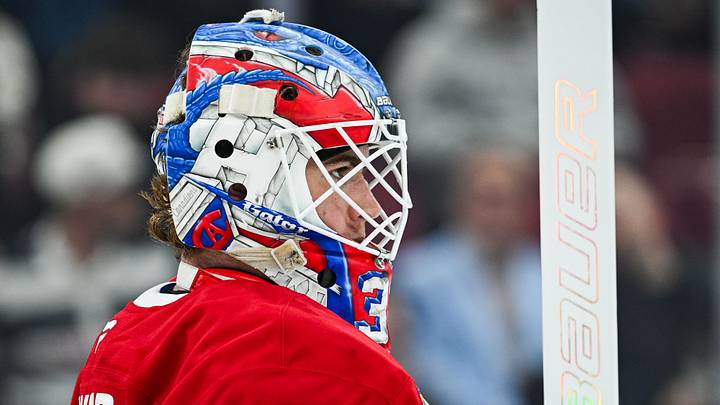 Sep 19, 2026; Montreal, Quebec, CAN; Montreal Canadiens goalie Jacob Fowler (32) looks on against the Toronto Maple Leafs during the third period at Bell Centre. Mandatory Credit: David Kirouac-Imagn Images