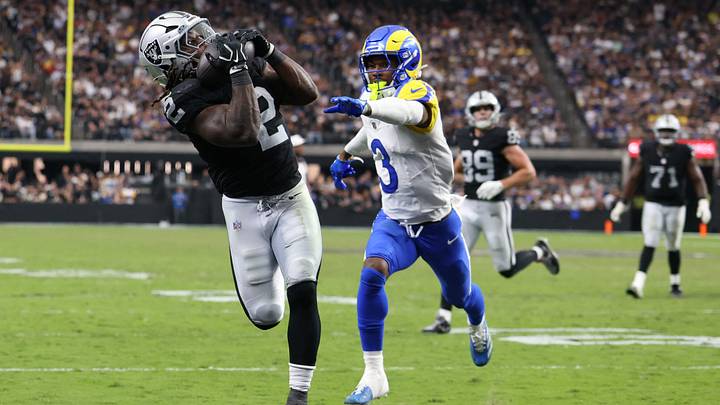 Las Vegas Raiders running back Ashton Jeanty catches a touchdown pass.