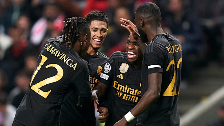 O Real Madrid joga fora de casa contra o Barcelona com a missão de se manter na liderança do Campeonato Espanhol 