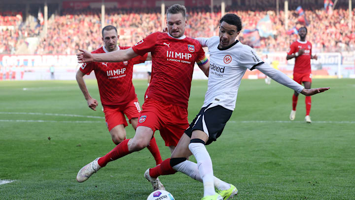 Hugo Ekitiké im Einsatz für die SGE