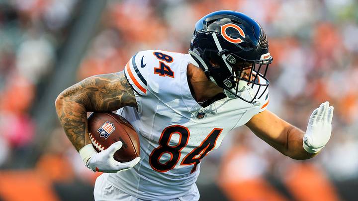 Chicago Bears tight end Colston Loveland (84) runs with the ball against the Cincinnati Bengals in the first half at Paycor Stadium. Chicago Bears tight end Colston Loveland (84) runs with the ball against the Cincinnati Bengals in the first half at Paycor Stadium.