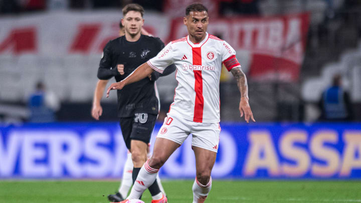 Alan Patrick segue como um dos maestros do Inter