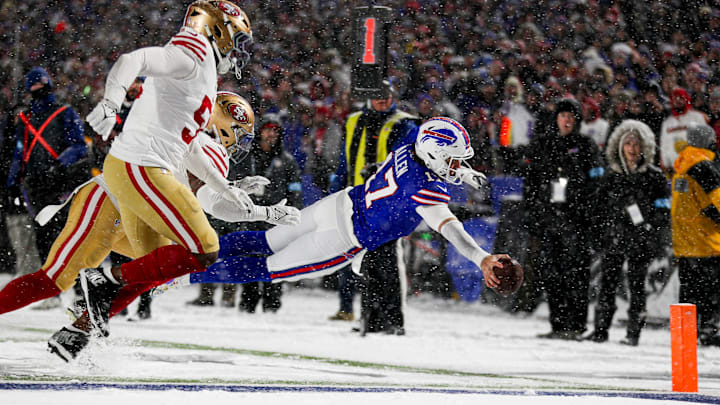 Buffalo Bills quarterback Josh Allen (17)