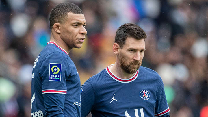 Mbappé e Messi têm opiniões divergentes com relação ao papel de Neymar no PSG