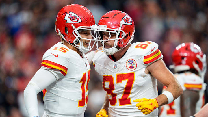 Los Kansas City Chiefs, que avanzaron directamente a la Ronda Divisional, esperan a los Houston Texans para su partido