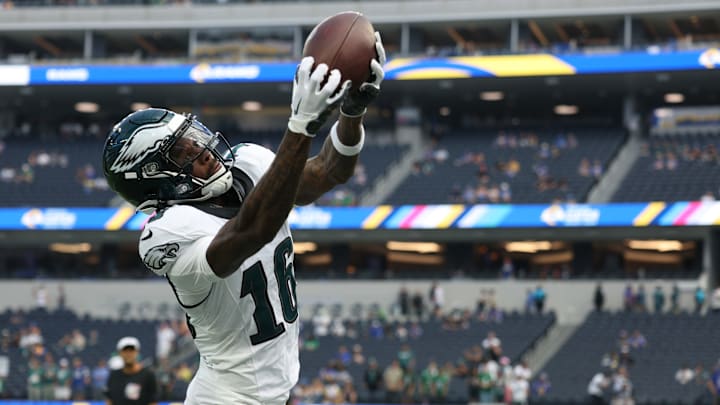 Philadelphia Eagles v Los Angeles Rams