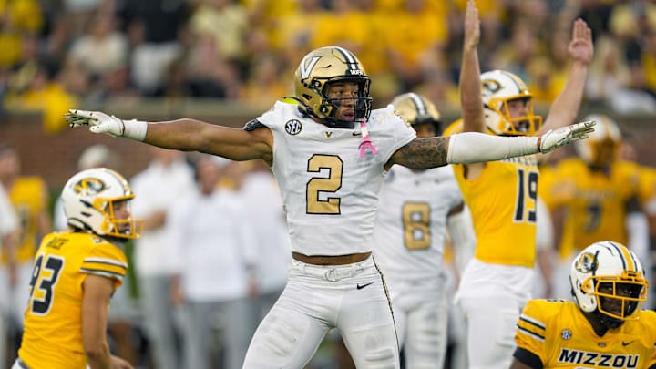 Sep 21, 2024; Columbia, Missouri, USA; Vanderbilt Commodores linebacker Randon Fontenette (2) reacts after a missed field goal by Missouri Tigers place kicker Blake Craig (19) during the second half at Faurot Field at Memorial Stadium. Mandatory Credit: Jay Biggerstaff-Imagn Images Sep 21, 2024; Columbia, Missouri, USA; Vanderbilt Commodores linebacker Randon Fontenette (2) reacts after a missed field goal by Missouri Tigers place kicker Blake Craig (19) during the second half at Faurot Field at Memorial Stadium. Mandatory Credit: Jay Biggerstaff-Imagn Images