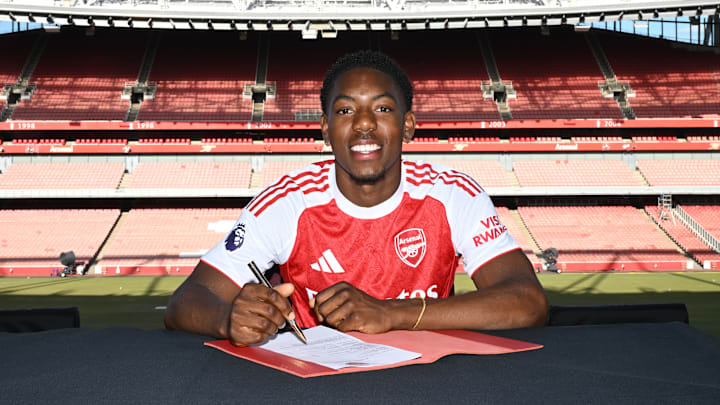 Myles Lewis-Skelly has penned a new long-term Arsenal contract.