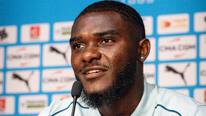 Lilian Brassier est remplaçant maintenant à Marseille.