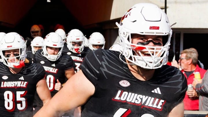 Louisville offensive lineman Sam Secrest
