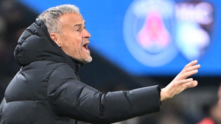 Luis Enrique - Paris Saint-Germain Luis Enrique - Paris Saint-Germain